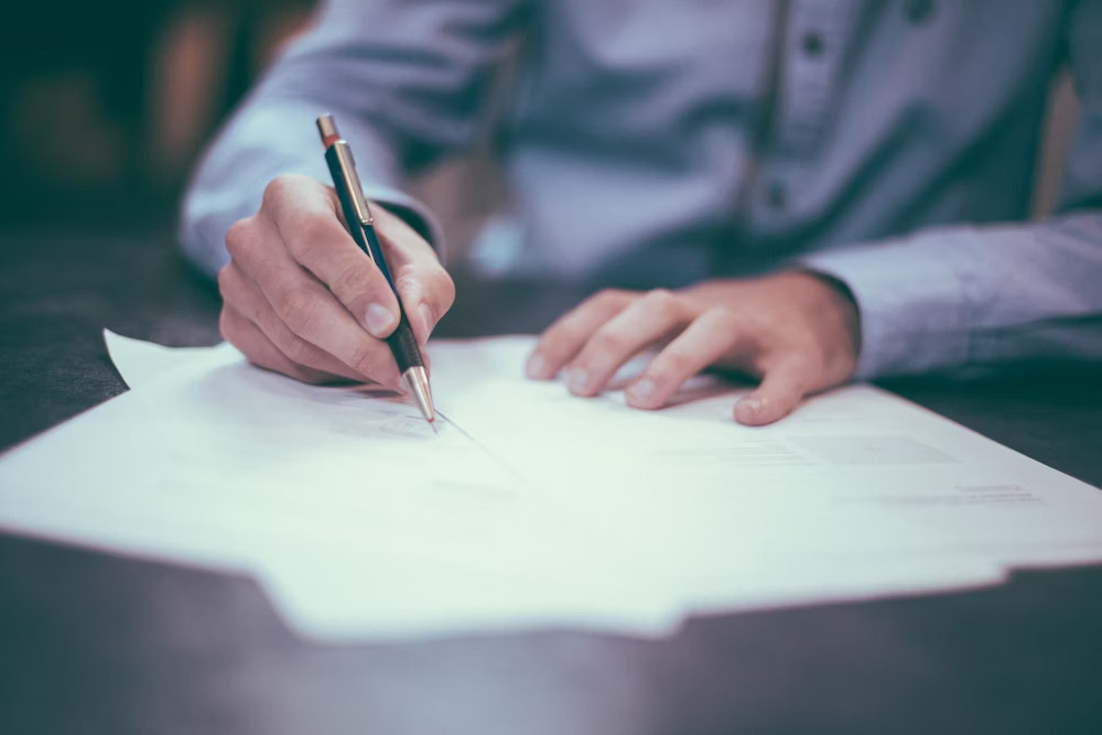 Man verifying an affidavit of non-military service